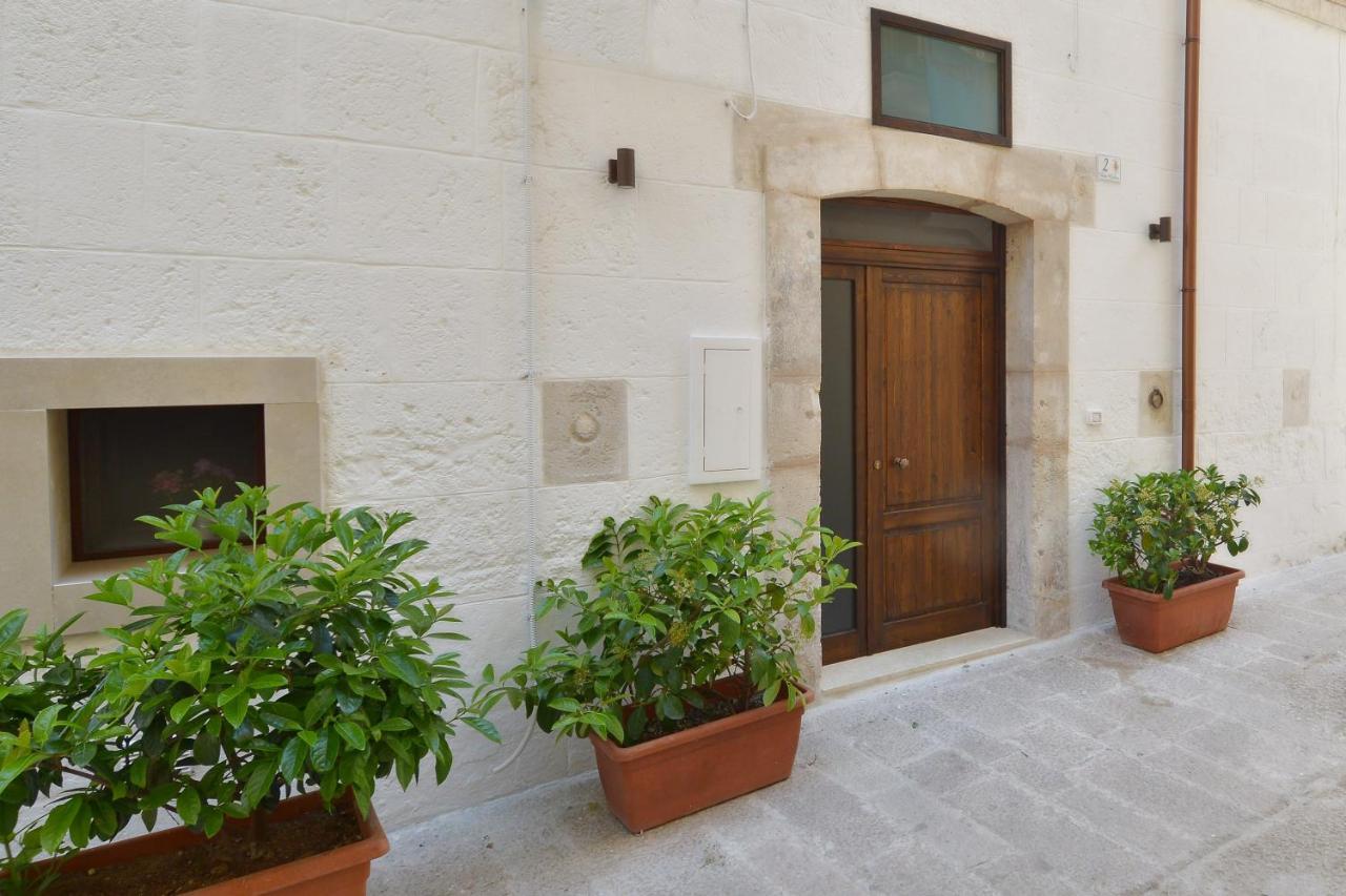 Palazzo Kapece Bed & Breakfast Monopoli Bagian luar foto