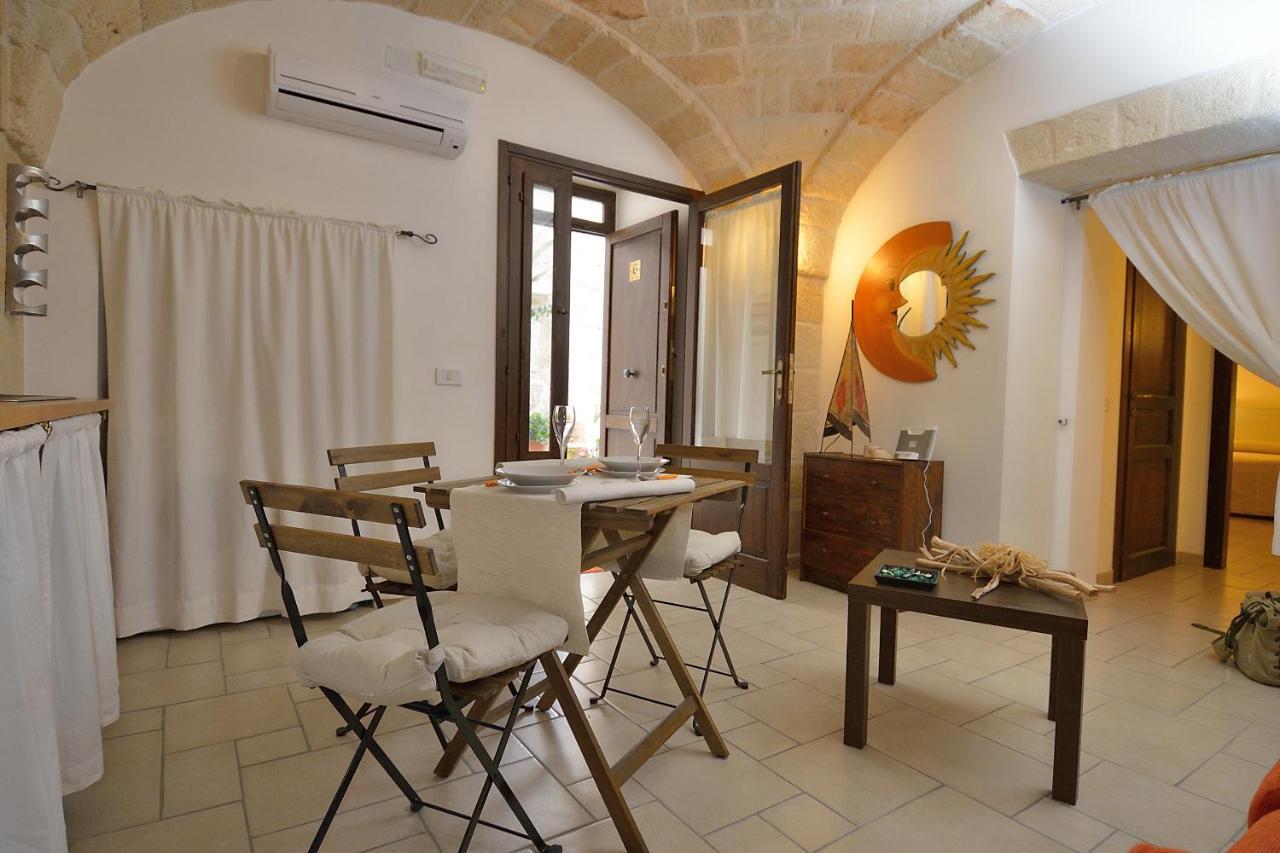 Palazzo Kapece Bed & Breakfast Monopoli Bagian luar foto