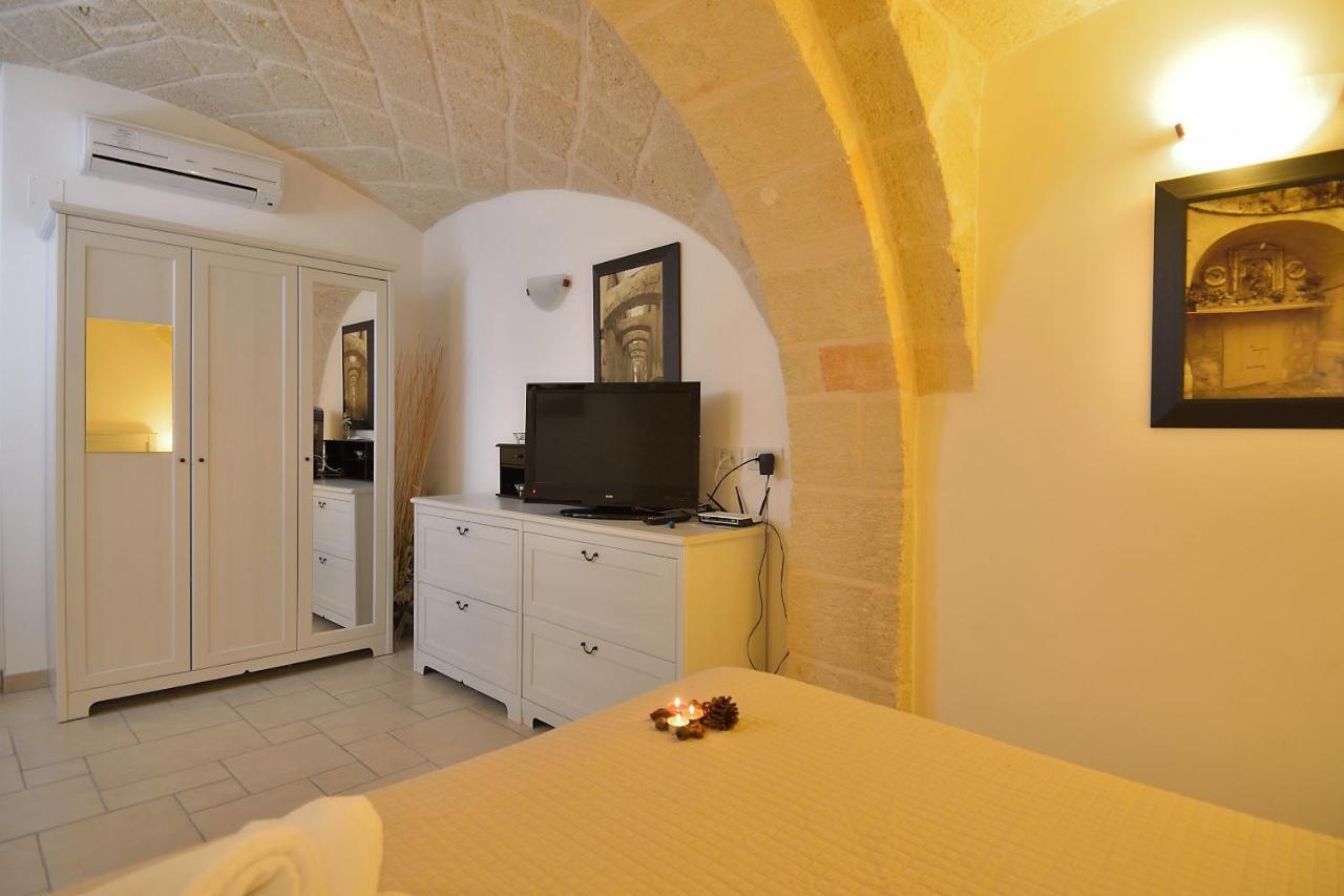 Palazzo Kapece Bed & Breakfast Monopoli Bagian luar foto