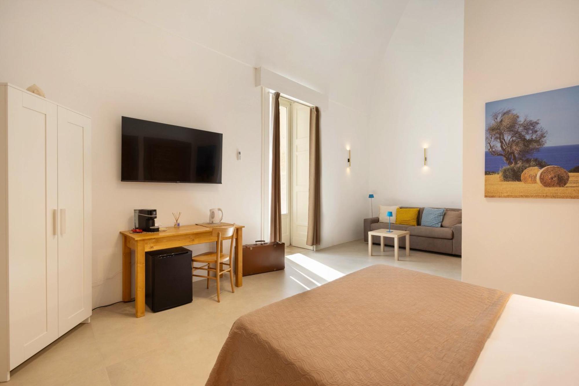 Palazzo Kapece Bed & Breakfast Monopoli Bagian luar foto