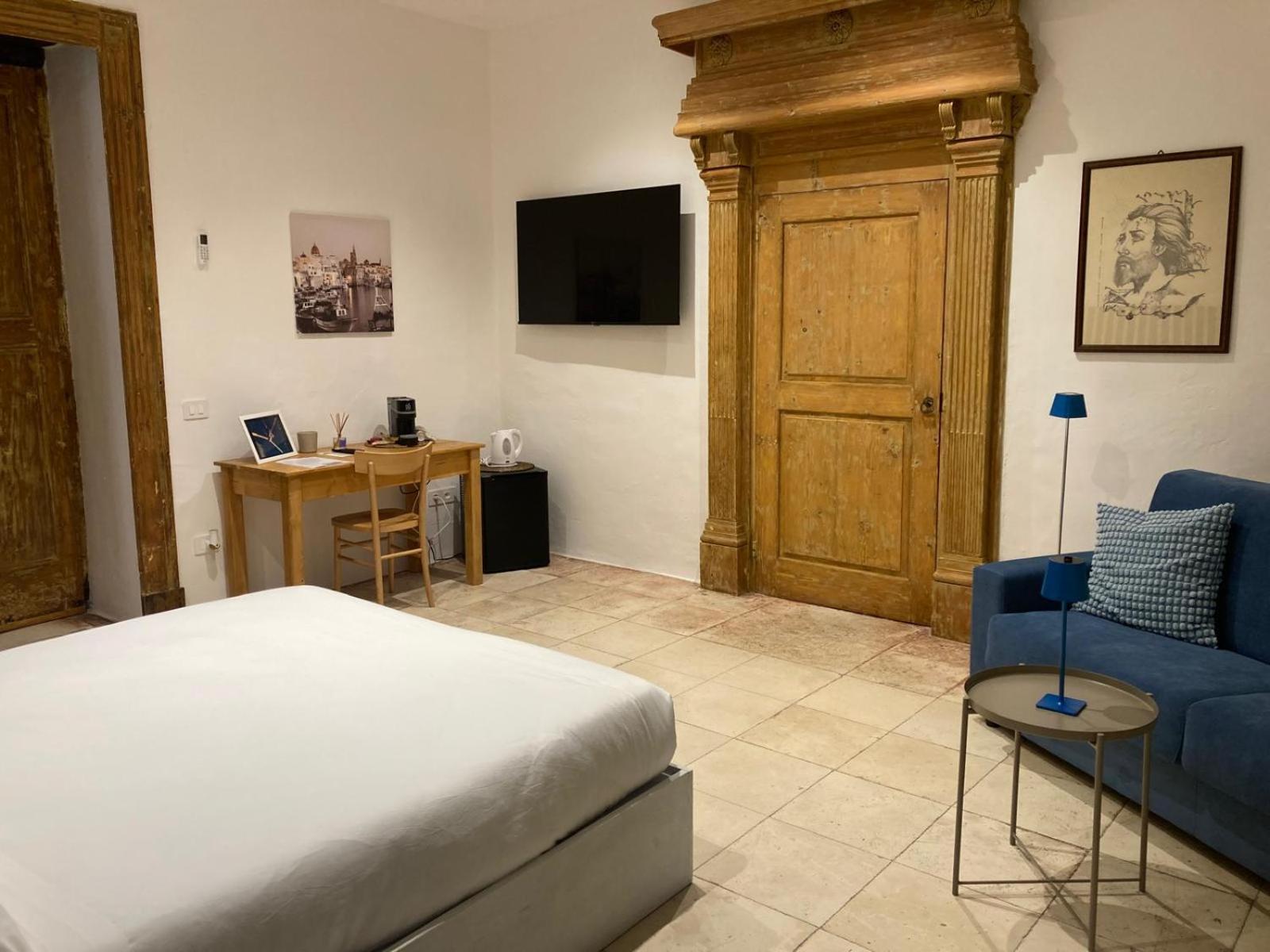 Palazzo Kapece Bed & Breakfast Monopoli Bagian luar foto