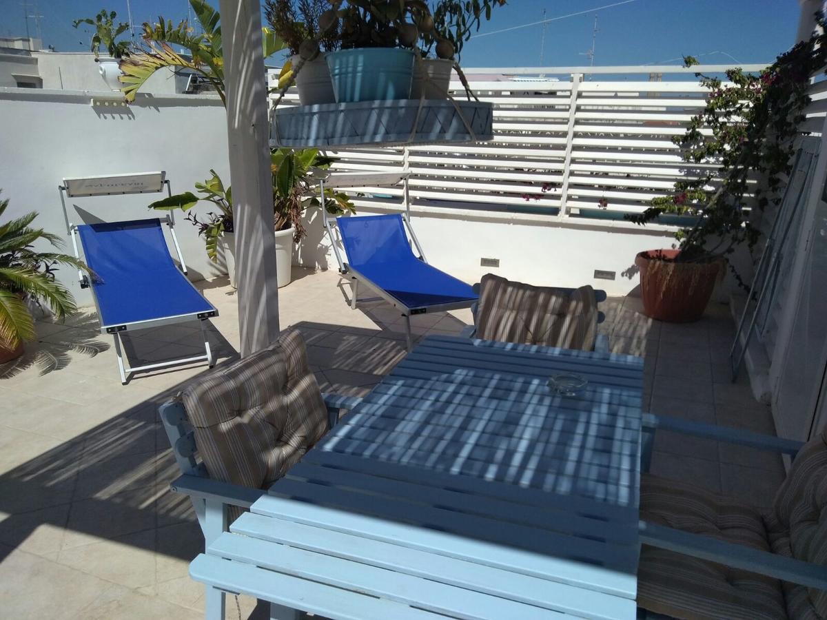 Palazzo Kapece Bed & Breakfast Monopoli Bagian luar foto
