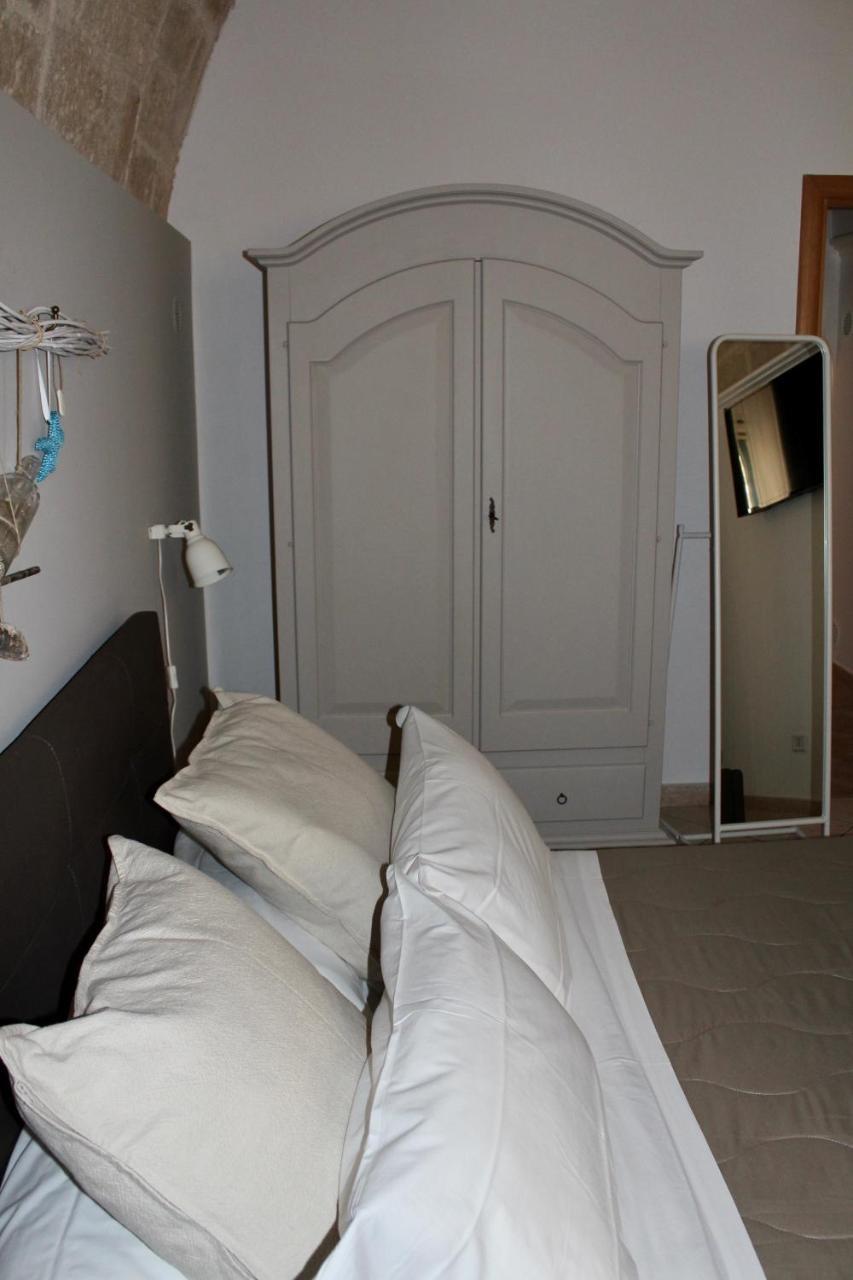 Palazzo Kapece Bed & Breakfast Monopoli Bagian luar foto